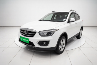 奔腾X80 2015款 2.0L 自动豪华型