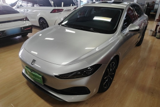 荣威D7 2025款 DMH 125km 世界冠军卓越版