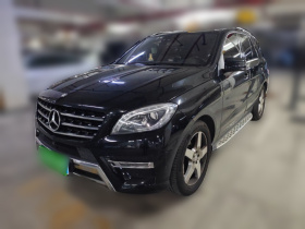 奔驰M级 2015款 ML 400 4MATIC豪华型