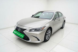 雷克萨斯ES 2022款 300h 卓越版
