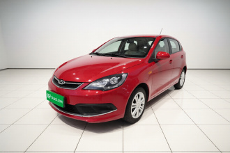 奇瑞 风云2 2015款 1.5L 手动新锐版