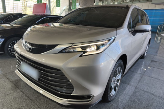 丰田 赛那SIENNA 2024款 2.5L混动 四驱尊贵版