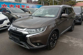 三菱 欧蓝德 2019款 2.4L 四驱致享版 7座 国V