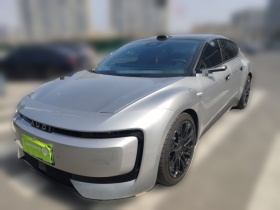 奥迪AUDI 奥迪E5 Sportback 2026款 旗舰quattro型