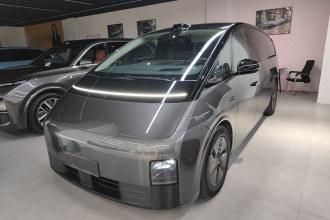 理想汽车 理想MEGA 2024款 Ultra