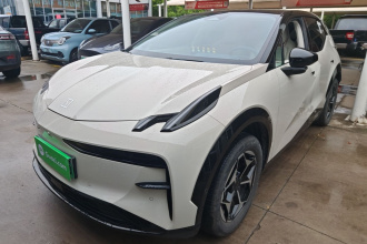 极氪X 2025款 五座后驱版