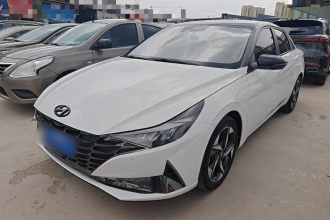 现代 伊兰特 2021款 1.5L CVT LUX尊贵版