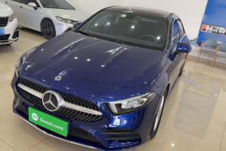 奔驰A级 2021款 A 200 L 运动轿车时尚型