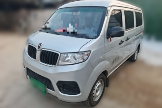 金杯 小海狮X30 2023款 1.5L 超享型客车5/6/7座无空调版SWC15M