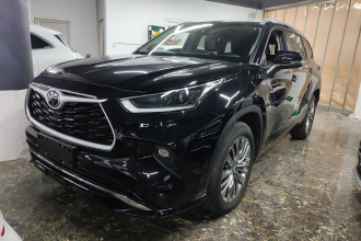 丰田 汉兰达 2022款 380T 四驱尊贵版 7座