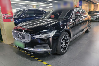 沃尔沃S90新能源 2023款 T8插电式混合动力 四驱长续航智逸豪华版
