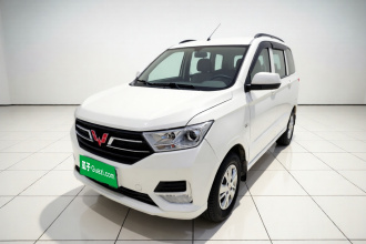 五菱汽车 五菱宏光 2021款 改款1.5L S标准型 电动助力LAR