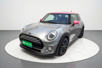 MINI 2018款 1.5T COOPER 艺术家