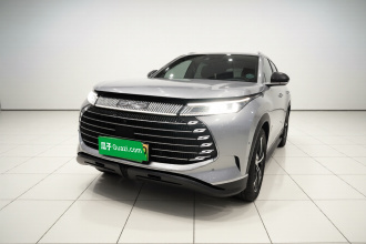 比亚迪 护卫舰07 2023款 DM-i 205KM 旗舰型