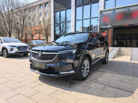 别克 昂科旗 2022款 652T 两驱尊贵型 7座