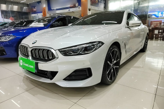 宝马8系 2022款 840i xDrive 四门轿跑车 M运动套装