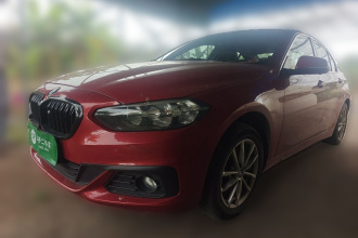 宝马1系 2018款 118i 时尚型