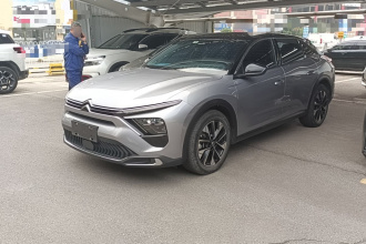雪铁龙 凡尔赛C5 X 2021款 1.6T 势不凡