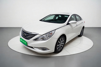 现代 索纳塔 2013款 2.0L 自动豪华版