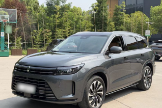 鸿蒙智行 问界M7 2022款 1.5T 后驱舒适版