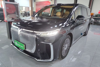 岚图汽车 岚图梦想家 2025款 PHEV 四驱尊贵乾崑版