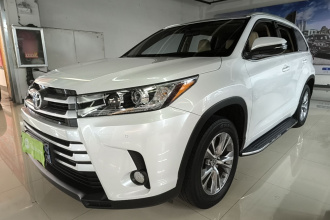 丰田 汉兰达 2021款 2.0T 四驱精英版 7座