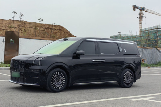 极氪009 2024款 七座过道版四驱 108kWh