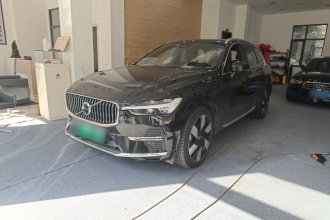 沃尔沃XC60新能源 2025款 插电式混动 长续航四驱智雅豪华版