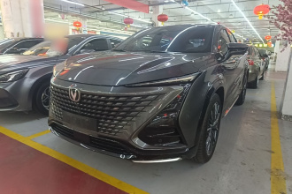 长安UNI-T 2023款 第二代 1.5T 尊贵型