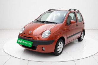 宝骏 乐驰 2012款 改款 1.0L 手动P-TEC标准型