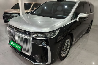 岚图汽车 岚图梦想家 2025款 PHEV 四驱旗舰乾崑版