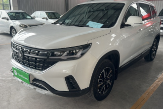 东风风行 风行T5 2022款 盛世款 1.6L 手动筑梦版五座