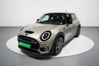 MINI Clubman 2023款 改款 2.0T COOPER S 鉴赏家
