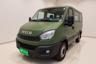 依维柯欧胜 2021款 2.0T 手动超瑞短轴低顶侧拉门F1A