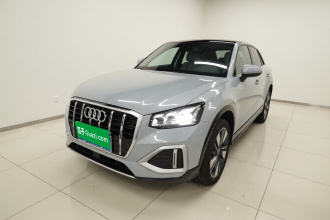 奥迪Q2L 2022款 35 TFSI 时尚致雅型