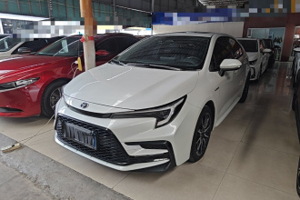 丰田 雷凌 2023款 智能电混双擎 1.8L 运动版