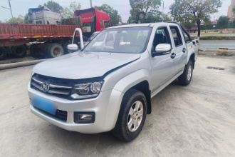 骐铃汽车 骐铃T7 2016款 2.8T两驱舒适版标准轴距JE493ZLQ4CB