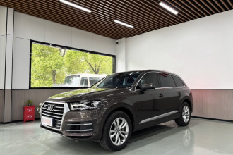 奥迪Q7 2016款 40 TFSI 舒适型