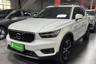 沃尔沃XC40 2021款 T4 四驱智远豪华版