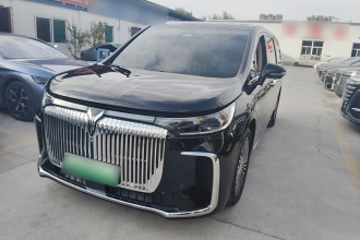 岚图汽车 岚图梦想家 2025款 PHEV 四驱尊贵鲲鹏版