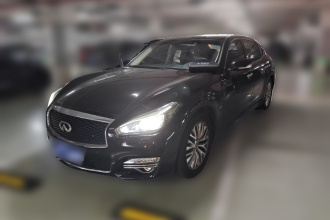 英菲尼迪Q70 2019款 Q70L 2.0T 悦享版 PLUS