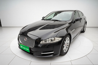 捷豹XJ 2014款 XJL 2.0T 两驱典雅商务版