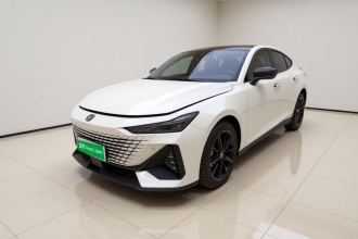 长安UNI-V 2025款 1.5T 500Bar高能版