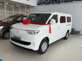 瑞驰汽车 瑞驰新能源EC75 2026款 客运 智行超充版 先锋型Ⅰ 6座