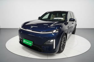 深蓝汽车 深蓝S09 2025款 四驱Ultra+ 高定版