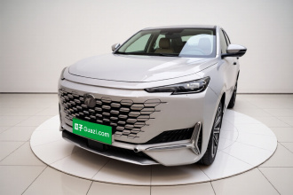长安UNI-K 2021款 2.0T 尊贵型