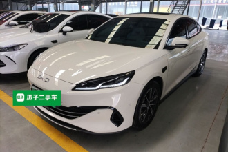 比亚迪 海豹06新能源 2025款 DM-i 智驾版 120KM尊荣型