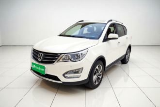 宝骏560 2015款 1.8L 手动豪华型