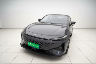 长安UNI-V 2024款 1.5T 尊贵型