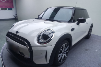MINI 2023款 改款 1.5T COOPER 艺术家